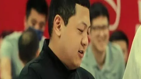 “曼城与布莱顿战平，哈兰德点球得分，马尔穆什远程射门及制造点球立功”